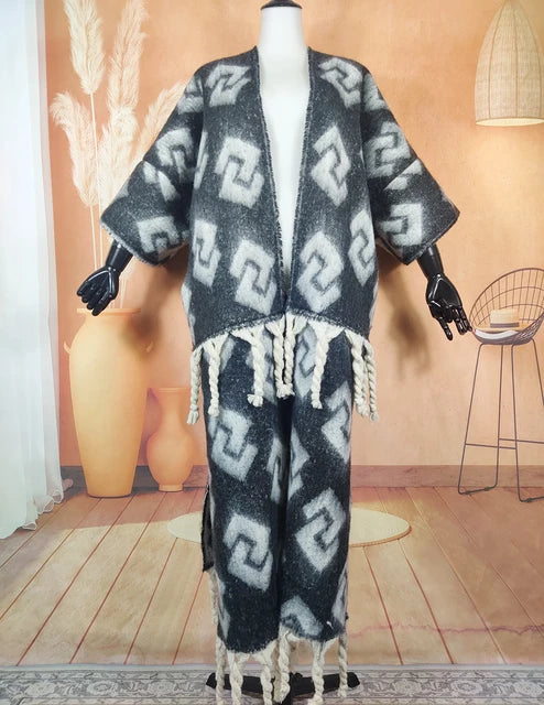 Winter Fashion African Women 2023 Fuzzy Long Cardigans plus Size American Blogger Loose Warm Cashmere Duster Coat for Lady